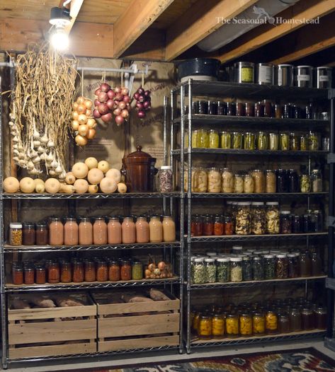 Desain Pantry, Root Cellar, Pantry Design, Veggie Garden, Kitchen Pantry, Design Case, Sustainable Living, Farm Life, My Dream Home