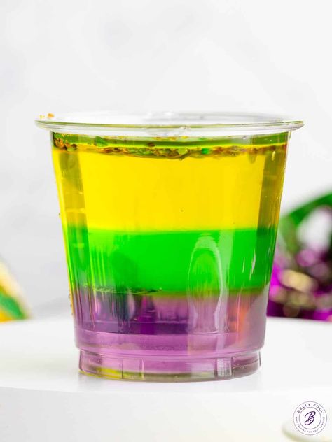 Mardi Gras Jello Shots, Layered Jello Shots, Mojito Jello Shots, Blue Hawaiian Jello Shots, Pina Colada Jello Shots, Blue Hawaii Cocktail, Jello Shots Vodka, Eggnog Recipe Homemade, Jello Flavors