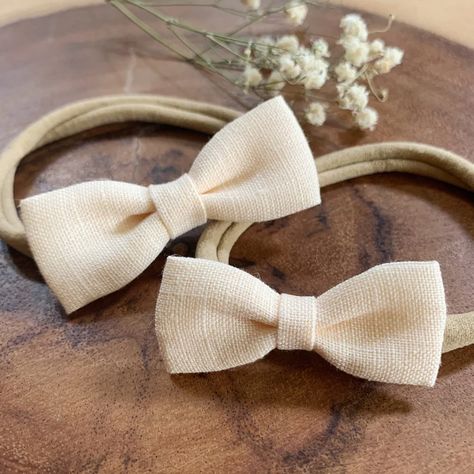 Pale Peach Linen Bow Baby Girl Peach Bow Headband Baby Bow | Etsy Girl Going Home Outfit, Newborn Girl Gift, Newborn Hair Bows, Grosgrain Ribbon Bows, Pale Peach, Toddler Bows, Toddler Headbands, Handmade Hair Bows