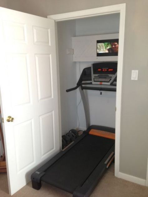 Gym Room At Home, Home Gym Ideas, Attic Design, Workout Room, Attic Bathroom, Workout Space, Exercise Room, Attic Renovation, Attic Remodel