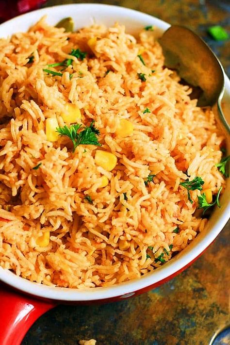 Vegan Spanish Rice Vegan Spanish Rice Recipe, Vegan Spanish Rice, Authentic Mexican Rice Recipe, Vegan Spanish Recipes, Authentic Mexican Rice, Mexican Rice Recipe, Vegetable Soups, Spanish Rice Recipe, Mexican Rice Recipes