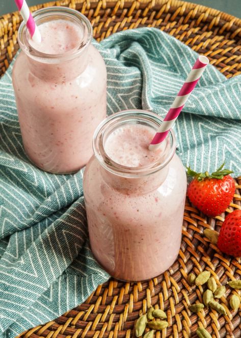 Strawberry Cardamom Lassi Strawberry Lassi, Smoothie Flavors, Yogurt Milk, Yogurt Smoothies, Salt Free, Plain Yogurt, Gifts For Coffee Lovers, Ice Creams, Dessert Drinks