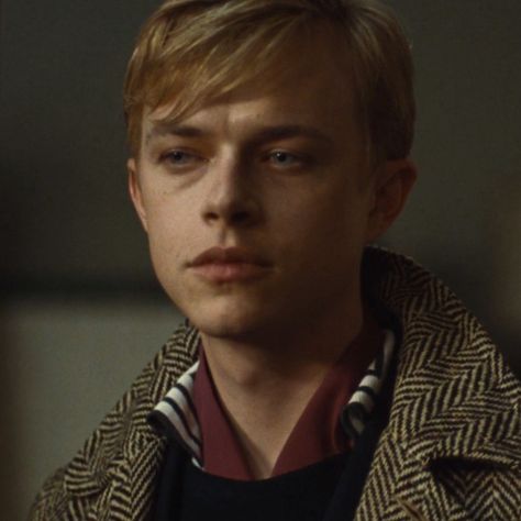 Dane DeHaan - Lucien Carr Dane Dehaan Kill Your Darlings, Dane Dehan, Dan Dehaan, Lucien Carr, Kill Your Darlings, Harry Osborn, Dane Dehaan, Peter Pettigrew, Power Ring