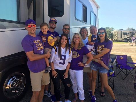 Joe Burrow family @ GA game Joe Burrow Family, Joe Burrow Olivia Holzmacher, Joe Burrow High School, Joe Burrow Long Hair, Joe Burrow And Olivia Holzmacher, Joe Burrow Girlfriend, Olivia Holzmacher, Joey Burrow, Joe Shiesty