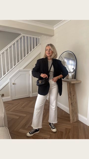 White Jeans Black Blazer Outfit, Black Wool Blazer Outfit Women, Laura Byrnes Instagram, Black Blazer Outfit Winter, Wide Leg White Jeans Outfit, Black And White Striped Top Outfit, Wool Blazer Outfit Women, White Wide Leg Jeans Outfit, Striped Blazer Outfit