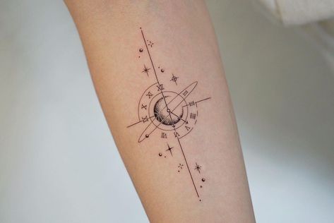 Moon Tattoo Ideas, Birthdate Tattoo, Roman Tattoo, Roman Numeral Tattoos, Moon Tattoos, Petit Tattoo, Date Tattoos, Clock Tattoo Design, Crescent Moon Tattoo