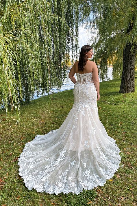 Wedding Dress UR227 2022 Collection – Eddy K Bridal Gowns | Designer Wedding Dresses 2022 Gatsby Wedding Dress, Plus Size Mermaid, Strapless Lace Wedding Dress, Eddy K, Wedding Dress Bustle, Vintage Wedding Dresses, Plus Size Wedding Gowns, Wedding Dress Champagne, Stylish Wedding Dresses