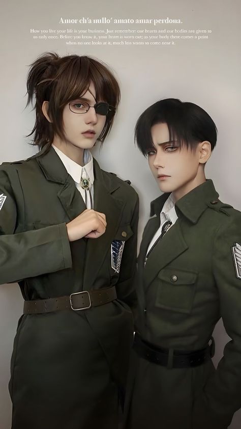 Aot Cosplay, Levi Cosplay, Hanji And Levi, Snk Cosplay, College Halloween, Real Anime, Eren And Mikasa, Cosplay Characters, Attack On Titan Art