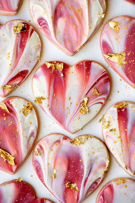 55 Valentine's Day Recipes | Valentine Cookies foodiecrush Valentines Day Biscuits, Valentine’s Baking, Valentines Iced Cookies, Cake Love Valentine's Day, Valentines Day Cookies Decorated, Valentine’s Day Cookies, Valentines Day Cookie, Sable Cookies, Tårta Design