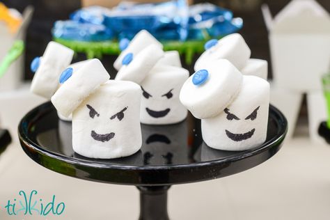 Ghostbusters Movie Night Food, Ghostbusters Snacks, Ghostbuster Party Food Ideas, Ghostbusters Food Ideas, Ghostbusters Food, Fun Halloween Appetizers, Witchy Party, Ghostbusters Halloween, Ghostbusters Birthday