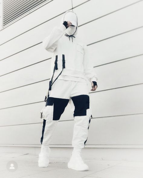 White Techwear Outfit, Pyrex Clothing, White Techwear, Futuristic Clothing, Techwear Pants, Techwear Outfits, White Outfit, Dark Wear, Cool Fits