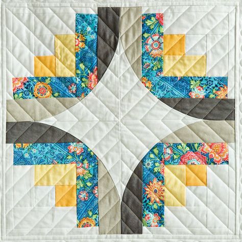 Curve It Up Quilt Pattern, Quilt Logo, Sew Kind Of Wonderful, Log Cabin Quilt Blocks, Log Cabin Quilts, Pretty Quilt, Log Cabin Quilt, Patchwork Quilting, Quilted Table