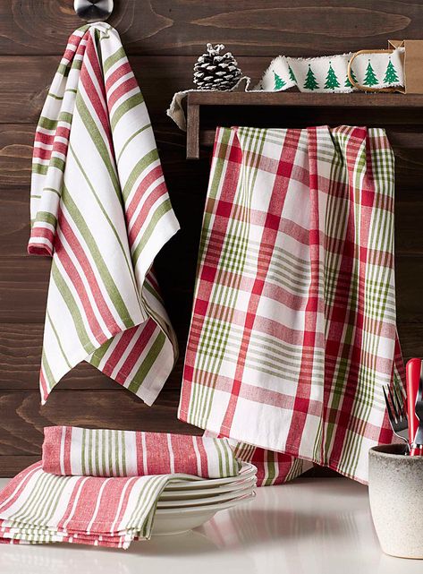 Weaving Christmas, Rigid Heddle Weaving Projects, Weaving Patterns Design, Towel Weaving, Rigid Heddle Weaving, Christmas Towels, Christmas Kitchen Towels, Towel Pattern, Weaving Projects