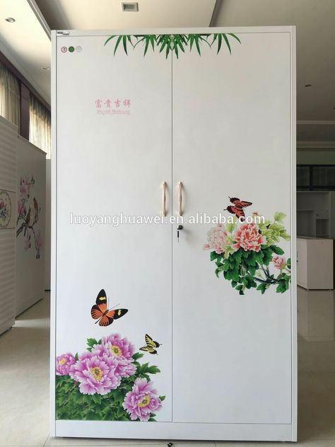 Metal Cupboard Makeover, Steel Almirah Makeover, Iron Almirah Painting Ideas, Steel Almirah, Flipped Furniture, Cupboard Makeover, Portraits Drawing, Creative Wall Painting, Celebrity Portraits Drawing