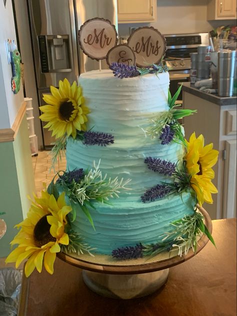 Teal And Sunflower Wedding Centerpieces, Thistle Wedding Cake, Wedding Cake With Sunflowers, Cake With Sunflowers, Tiffany Blue Wedding Cake, Sunflower Wedding Centerpieces, Country Wedding Cake, Sunflower Wedding Cake, Country Wedding Cakes