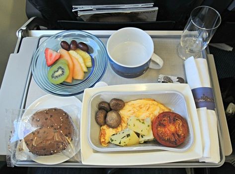 Bloody Mary In-flight Meal, Airplane Food, Food Advice, Tomato Juice, At The Airport, Low Pressure, A Plane, Reason Why, Dietary Supplements