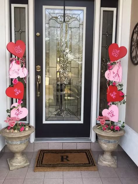 Valentine's Day Porch Decor, Valentines Day Front Porch, Valentine Decorations For Church, Valentine Outdoor Decor Front Porches, Elegant Valentines Decor, Valentine’s Day Door Decoration, Valentines Topiary, Valentine Front Porch Ideas, Valentines Front Porch Decor