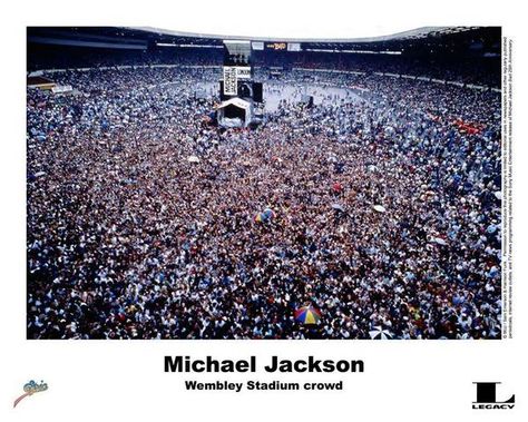 Michael performed 7 sold out concerts at the Wembley Stadium in London with 72000 in attendance per concert and a total of 504000 which earned Michael a Guinness World Record. The concerts were part of the Bad Tour in 1988. Michael Jackson Concert, Michael Jackson Meme, Concert Crowd, Love Yourself Song, Photos Of Michael Jackson, Michael Love, Michael Jackson Bad, Michael Jackson Pics, Wembley Stadium