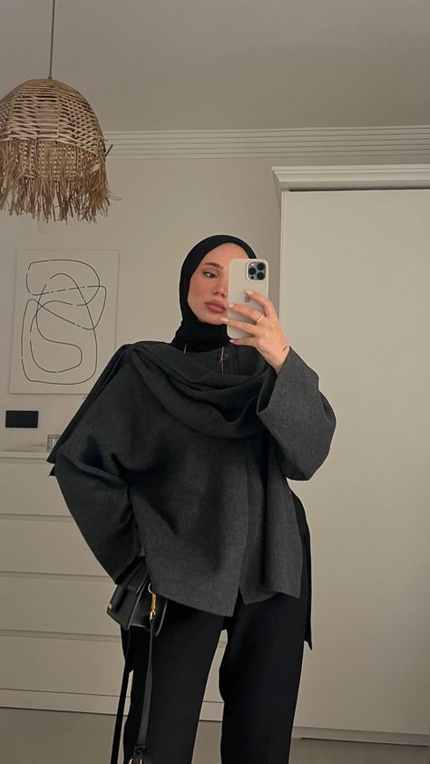 Winter Modest Outfits, Winter Hijab, Modest Winter Outfits, Estilo Hijab, Modest Casual Outfits, Stile Hijab, Modesty Outfits, Modest Outfit, Cute Modest Outfits