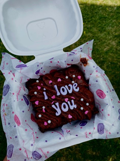 Dessert, brownies, custom desserts, baked goods, romantic, love Baked Goods For Boyfriend, Anniversary Brownies, Boyfriend Baking, Anniversary Cake Designs, Mini Brownies, Custom Desserts, Anniversary Cake, Brownie Recipes, Romantic Love