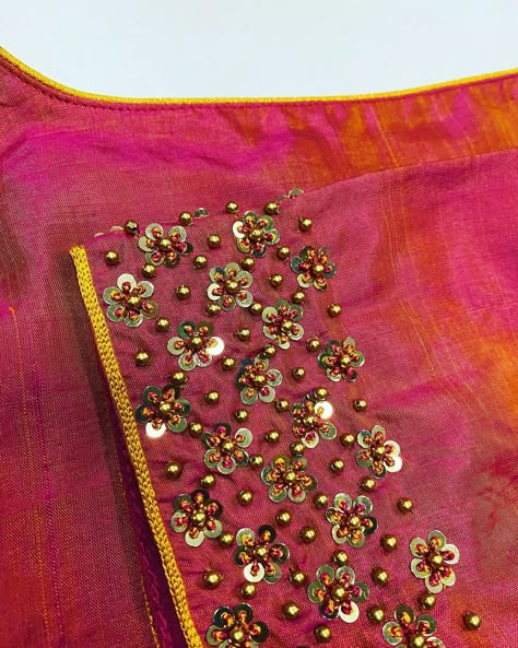 Chamiki Work In Aari Blouse, Chamiki Work In Aari, Simple Hand Work Design, Green Blouse Designs, Dress Designs For Stitching, Latest Bridal Blouse Designs, Gold Work Embroidery, Hand Work Design, Latest Blouse Designs Pattern