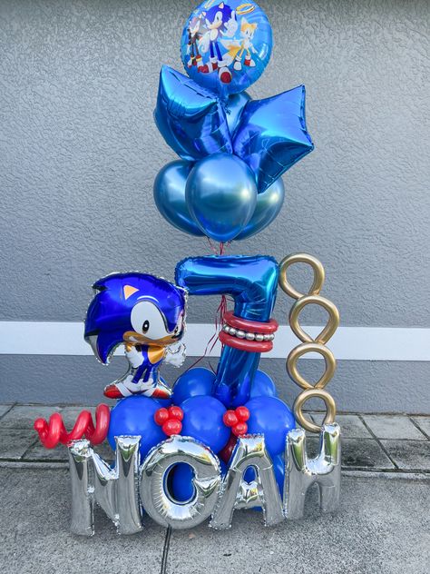 Sonic Balloon Column, Sonic Ring Balloons, Sonic Balloon Bouquet, Sonic Ballon Arc, Sonic Balloons, Sonic Birthday Backdrop, Sonic Backdrop Ideas, Sonic Birthday Cake, Hedgehog Colors