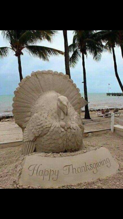 Florida Thanksgiving, Happy Thanksgiving Pictures, Beach Therapy, Thanksgiving Pictures, Fall Beach, Sand Sculpture, Thanksgiving Baby, Happy Thanksgiving Quotes, Sand Sculptures