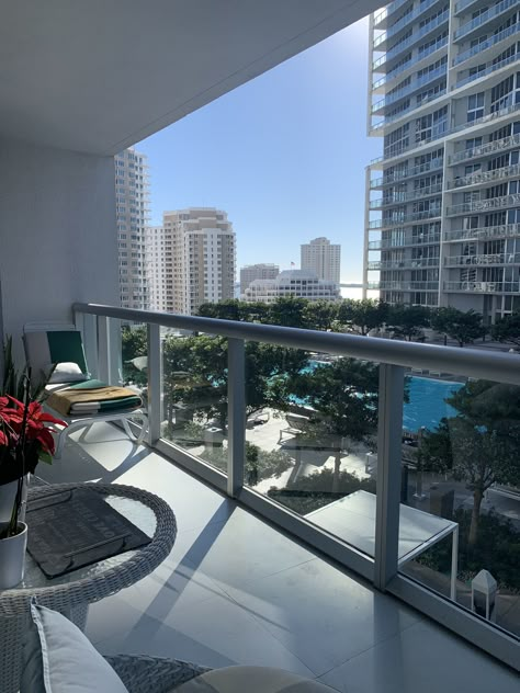 Miami Apartment Aesthetic, Unique Buildings Architecture, Small Luxury Apartment, Miami Apartment, Apartment View, Interiors Dream, Apartment Aesthetic, Unique Buildings, Minimalist Room