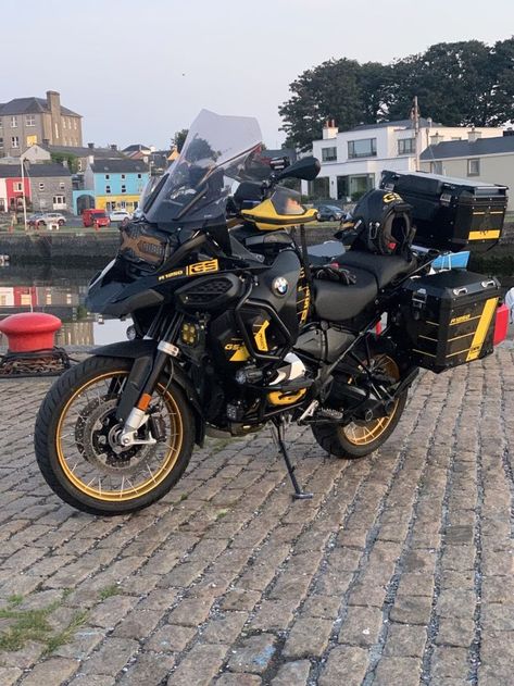 Complete and ready for the Pyrenees at the end of the month R1250gs Adventure, Bmw R1250gs, Bmw Motorcycle, Pyrenees, 40th Anniversary, The End, Bmw, Bike