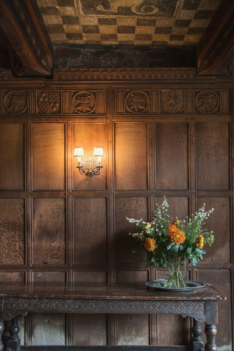 shevyvision: this house will steal your heart and fire your... | The Little Hermitage | Bloglovin’ Haddon Hall, Ivy House, Tudor Style, English Country House, Wainscoting, Vintage Modern, A Wood, 인테리어 디자인, Wood Paneling