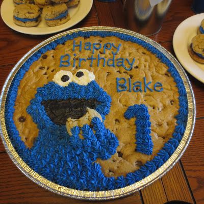 Cookie Monster cookie cake Monster Cookie Cake, Monster Birthday Cakes, Cookies Monster, Cookie Monster Birthday Party, Boy Cakes, Cookie Monster Cake, Elmo Cookies, Monster 1st Birthdays, Cookie Monster Party