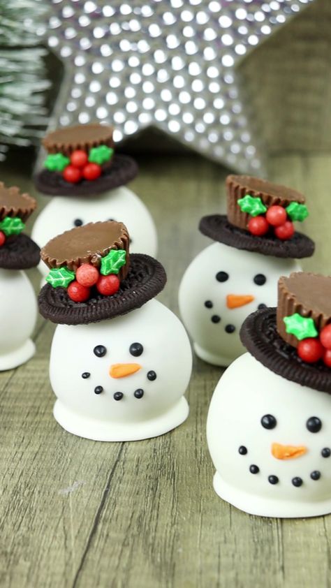 Make Your Day Snowman Cakepops, Christmas Cake Pops Ideas, Snowman Cake Pops, Oreo Cake Pops, Cake Pop Designs, Christmas Lollipops, Pop Ideas, Christmas Cake Pops, Oreo Balls