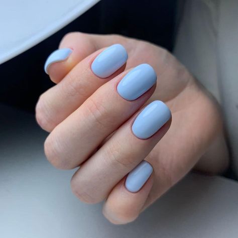 Breathless is an opaque airy pale blue. Nails done using Breathless by @luxiogel. Luxio is 100% pure gel that is odorless and solvent free. Because it is not mixed with polish like some other brands, it offers more durability, ease of use, and consistency you can rely on. Formulated to coat and protect the natural nail, Luxio delivers ease of application along with maximum control. Luxio is the perfect choice for a long lasting gel manicure or pedicure. PLEASE NOTE: Due to the many variations in Baby Blue Gel Nails Short, Dip Nail Colors, Blue Gel Nails, Nail Shimmer, Simple Acrylic Nails, Gel Polish Colors, Pretty Nail Art, Classy Nails, Cute Nail Designs