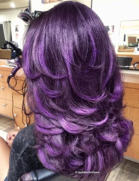 Long Layered Purple Hair Long Shag Hairstyles, Long Shag Haircut, Haircuts For Long Hair With Layers, Pretty Hair Color, Shag Haircut, Haircuts For Long Hair, Hair Dye Colors, Hair Inspiration Color, Hair Inspo Color