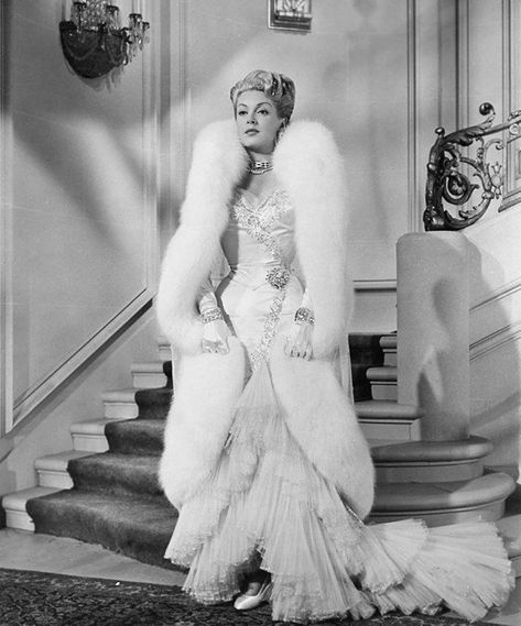 The Merry Widow (1952) Helen Rose, Merry Widow, Hollywood Vintage, Classic Hollywood Glamour, Vintage Hollywood Glamour, Hollywood Costume, Lana Turner, Glamour Vintage, Old Hollywood Glam