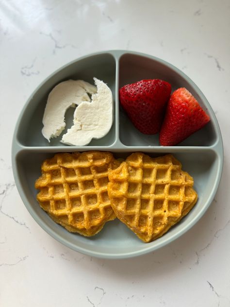 BLW Sweet Potato Waffles Sweet Potato Waffles For Baby, Sweet Potato Blw, Blw Sweet Potato, Waffles For Baby, Led Weaning Recipes, Potato Waffles, Sweet Potato Waffles, Baby Led Weaning Recipes, Weaning Recipes