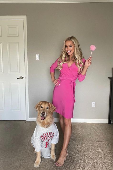 Legally Blonde Elle Woods and Bruiser Woods Halloween Costume Elle Woods Halloween, Elle Woods Halloween Costume, Bruiser Woods, Legally Blonde Outfits, Costume Blonde, Legally Blonde Elle Woods, Pink Halloween Costumes, Woods Outfit, Blonde Halloween Costume