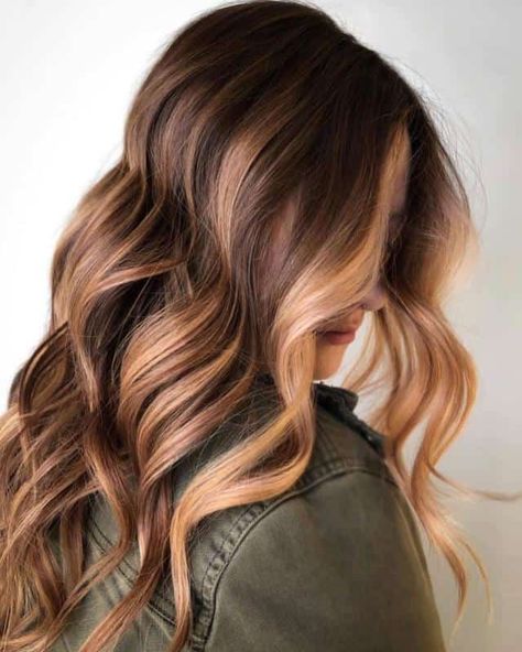 Natural Hair Highlights, Honey Blonde Hair Color, Truss Hair, Balayage Blond, Blonde Streaks, Honey Brown Hair, Ombre Hair Blonde, Dyed Blonde Hair, Real Hair Wigs