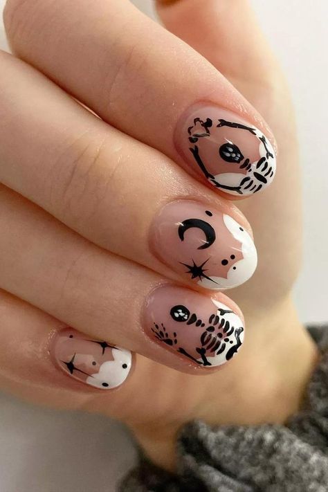 Skeleton Nails, Coffin Halloween, Scary Nails, Mens Nails, Hippie Nails, Nails 2022, Nails Halloween, Nails 2023, Halloween Nail Designs