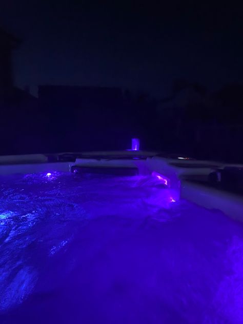 Pool With Lights At Night, Pool At Night, Bath Aesthetic, Summer Board, Spa Shower, Night Vibes, Future Lifestyle, Dream Lifestyle, Beach Landscape