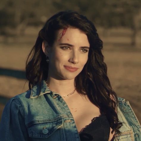 Emma Roberts Ahs, Brooke Thompson, American Horror Story Characters, The Flying Nun, American Horror Story Seasons, Ryan Murphy, The Best Series Ever, Brunette Girl, Emma Roberts