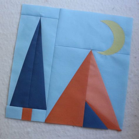 Quilt Block Mania – Summer Tent Quilt Block Camp Quilt, Round Quilt, Camper Quilt, Camping Quilt, House Quilt Block, Mountain Quilts, Farm Quilt, Awesome Crafts, Spring Quilts