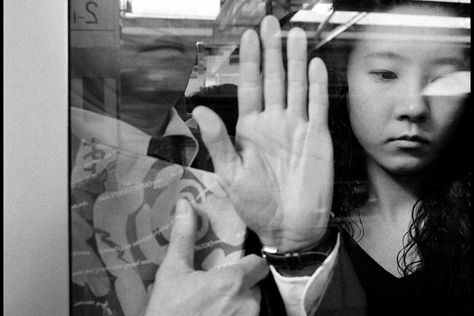 Bruce Gilden, Shinjuku Tokyo, Subway Train, U Bahn, Photographer Portfolio, Photographs Of People, Rush Hour, Magnum Photos, Great Photographers