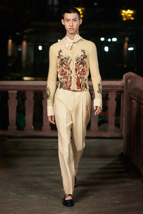 Lanvin Menswear, Lisbon Fashion, Shanghai Fashion Week, Shanghai Fashion, Tokyo Fashion Week, 2021 Fashion, Tokyo Fashion, Hollywood Glamour, Vogue Paris