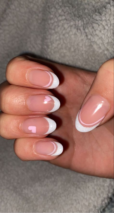 Short French Tip Acrylic Nails With Accent Nail, Short Sns Nails With Tips, Cute Round Nails, Baby Pink French Tip Nails, Debs Nails, French Tip Short Nails, Manicure French Tip, Cute Valentines Day Nails, French Tip Short