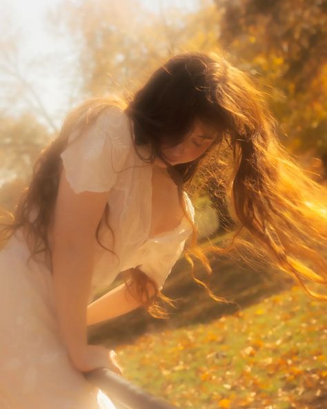 Dreamy Night Photoshoot, Dreamy Aesthetic Photoshoot, Glowy Photoshoot, In The Forest Photoshoot, Sunny Photoshoot, Sunrise Portrait, Whimsical Photoshoot, Sunrise Photoshoot, Picnic Photo Shoot