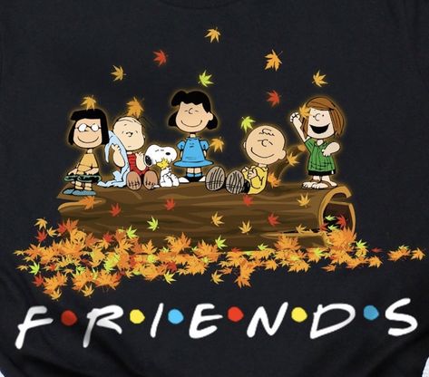 Happy Thanksgiving Wallpaper, Snoopy Halloween, Peanuts Cartoon, Peanuts Characters, Snoopy Quotes, Snoop Dog, Snoopy Love, Charlie Brown Peanuts, Funny Character