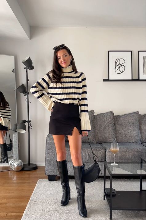 Winter Skirt Outfits With Boots, Autumn Outfits With Boots, Stripped Sweater Outfits Winter, High Boots With Dress, Outfits With Leather Skirt, Little Black Skirt Outfit, Trendy Black Over-the-knee Stockings, Autumn Outfits Skirt, Trendy Over-the-knee Black Stockings