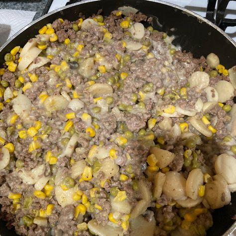 Chicken Skillet Dinner, Hamburger Dinner, Ground Beef Potatoes, Blue Jean Chef, Beef Potatoes, Canned Potatoes, Southern Dinner, Skillet Dinner Recipes, Southern Recipe