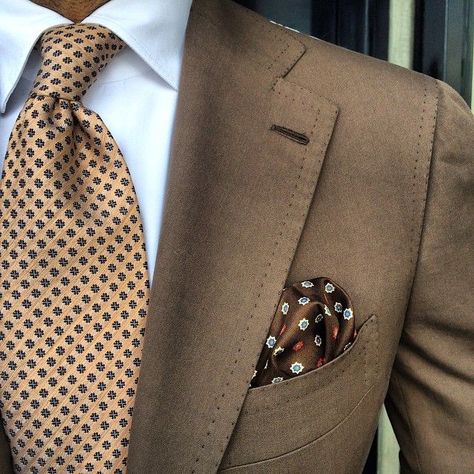 Gentleman Mode, Pocket Square Pattern, Brown Suit, Brown Suits, Sharp Dressed Man, Mens Fashion Suits, Well Dressed Men, Gentleman Style, Mens Fashion Trends